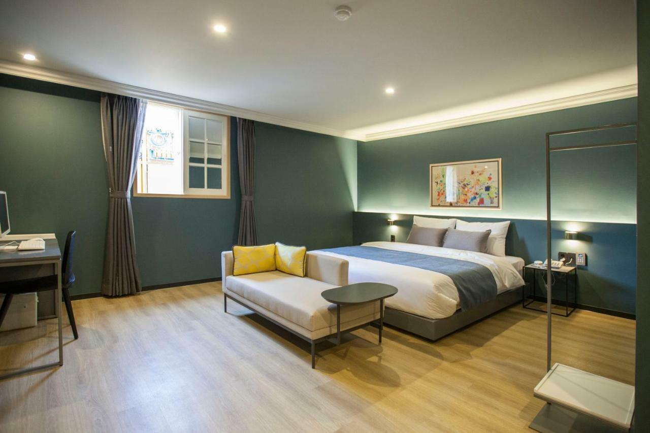 Browndot Hotel Masan Odong Changwon Eksteriør billede