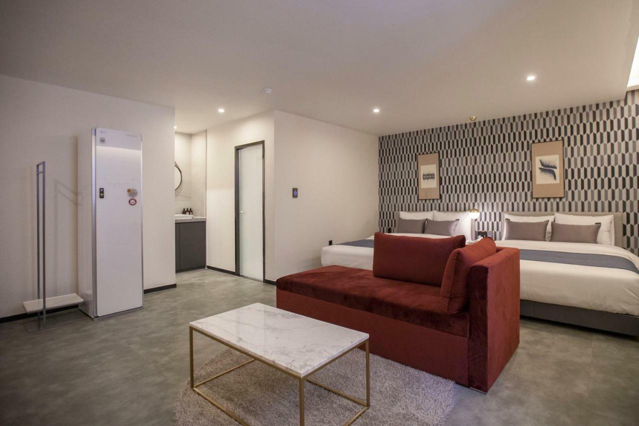 Browndot Hotel Masan Odong Changwon Eksteriør billede